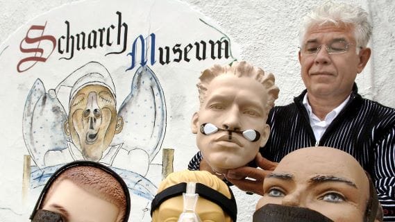 Tour The Museum of Snoring in Alfeld, Germany