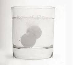 cleaning a snoring mouthpiece with efferedent